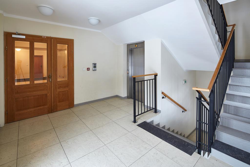 Apartmán u vleku Javor Pec pod Snezkou Esterno foto