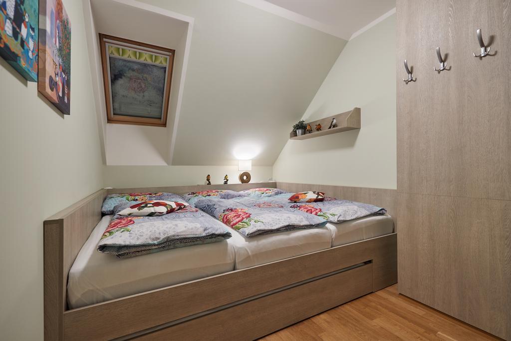 Apartmán u vleku Javor Pec pod Snezkou Esterno foto
